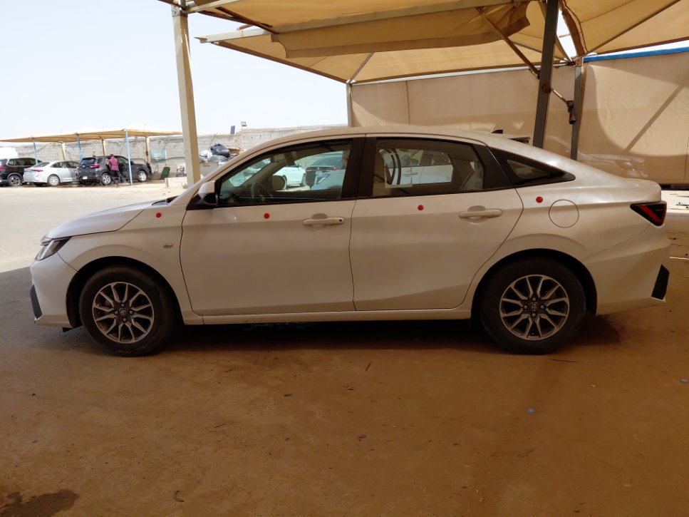 تويوتا يارس Y 2023 image