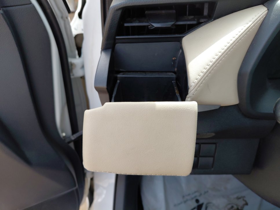 تويوتا يارس Y 2023 image