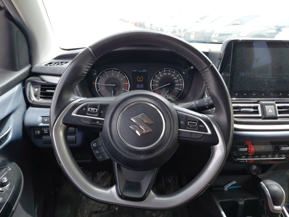 سوزوكي بالينو GLX 2024 image