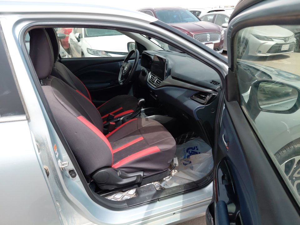 سوزوكي بالينو GLX 2024 image