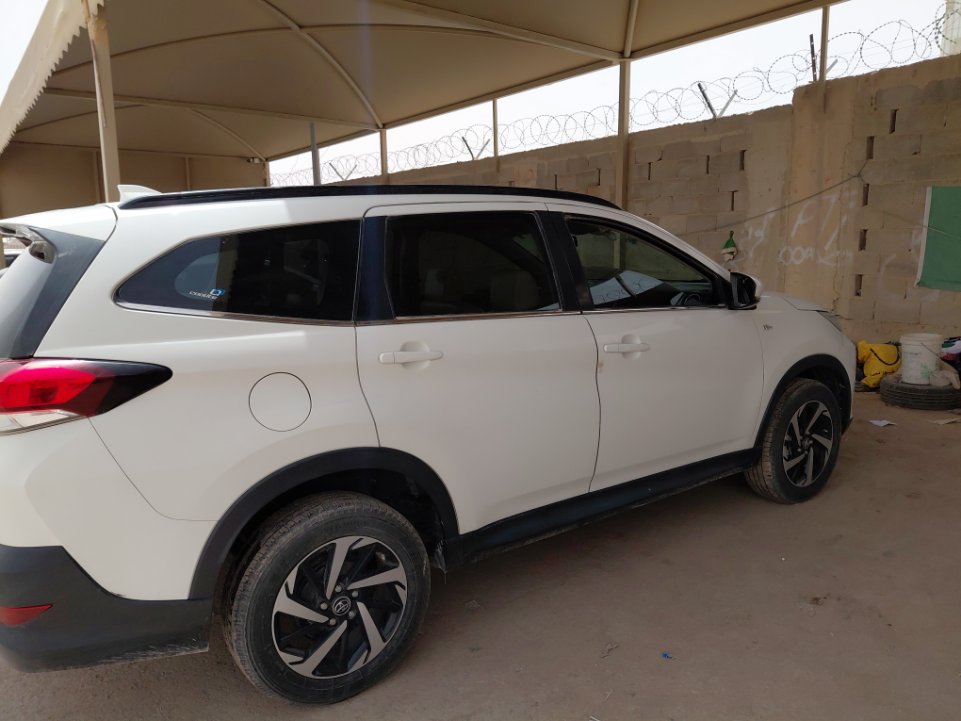 تويوتا راش STD Sport 2023 image