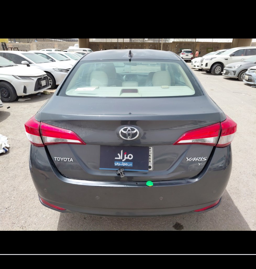 Toyota Yaris Y FLT  2021 image