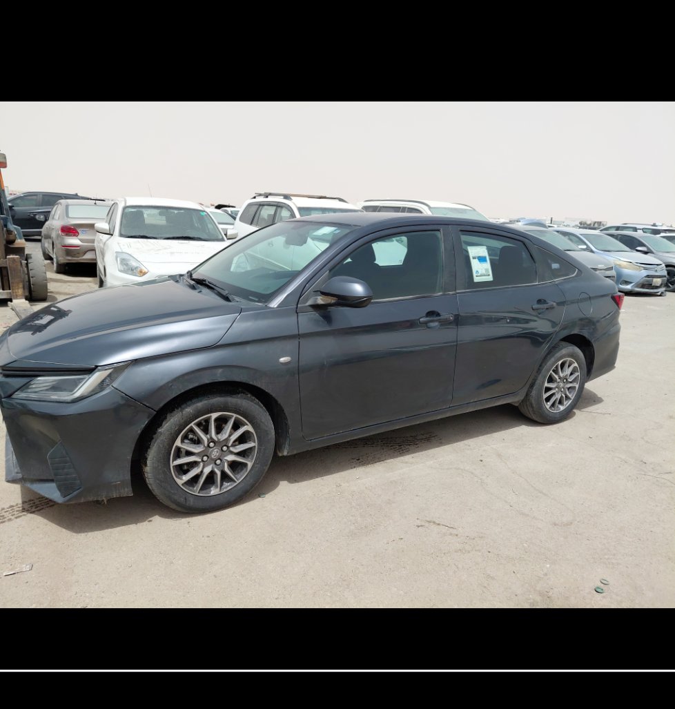 تويوتا يارس Y 2024 image