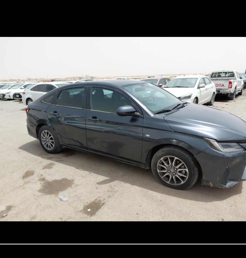 تويوتا يارس Y 2024 image