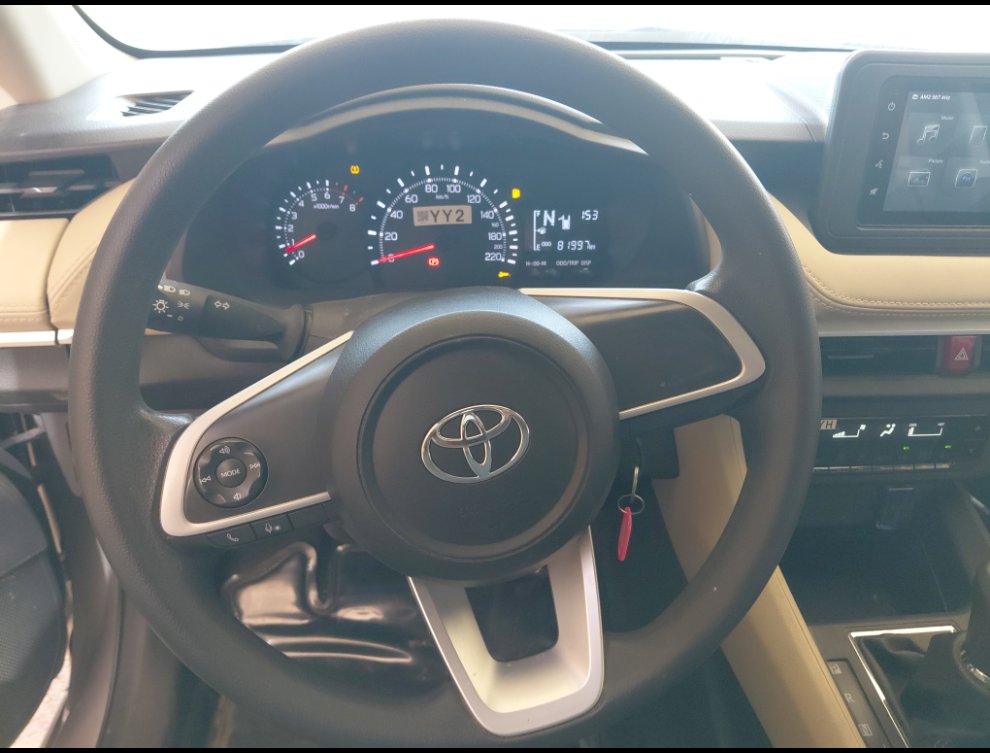 تويوتا يارس Y 2024 image