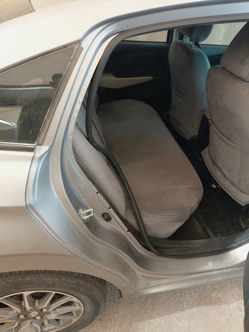 تويوتا يارس Y 2024 image