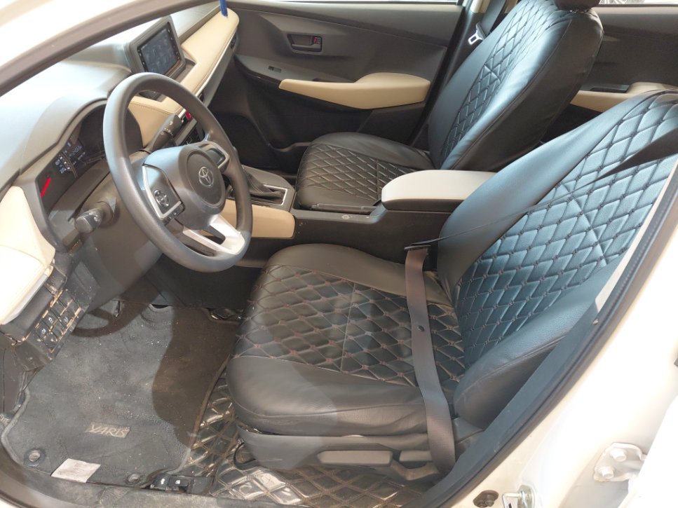 تويوتا يارس Y 2023 image