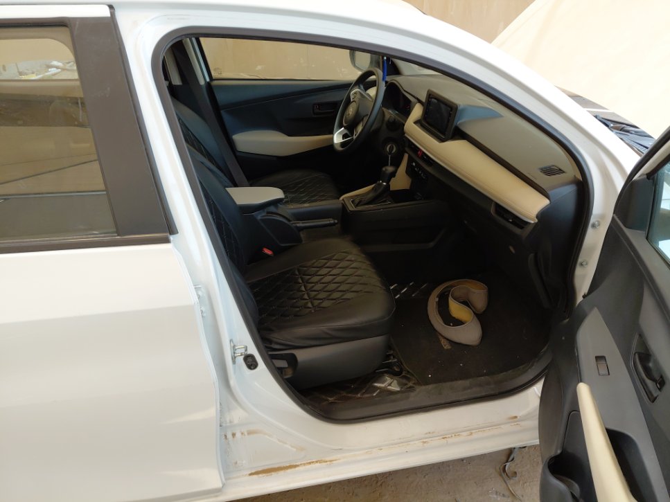 تويوتا يارس Y 2023 image