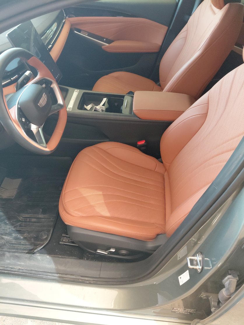 Geely Preface فل كامل 2025 image