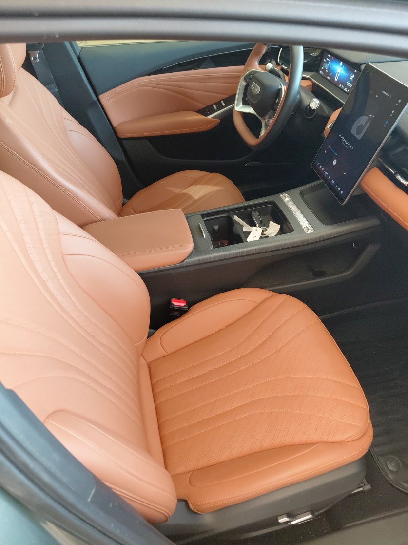 Geely Preface فل كامل 2025 image