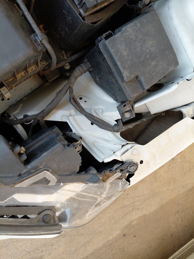 تويوتا يارس Y 2023 image