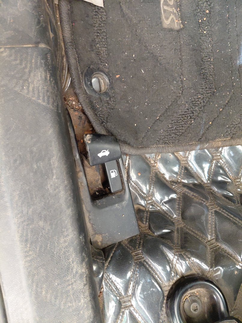 تويوتا يارس Y 2023 image