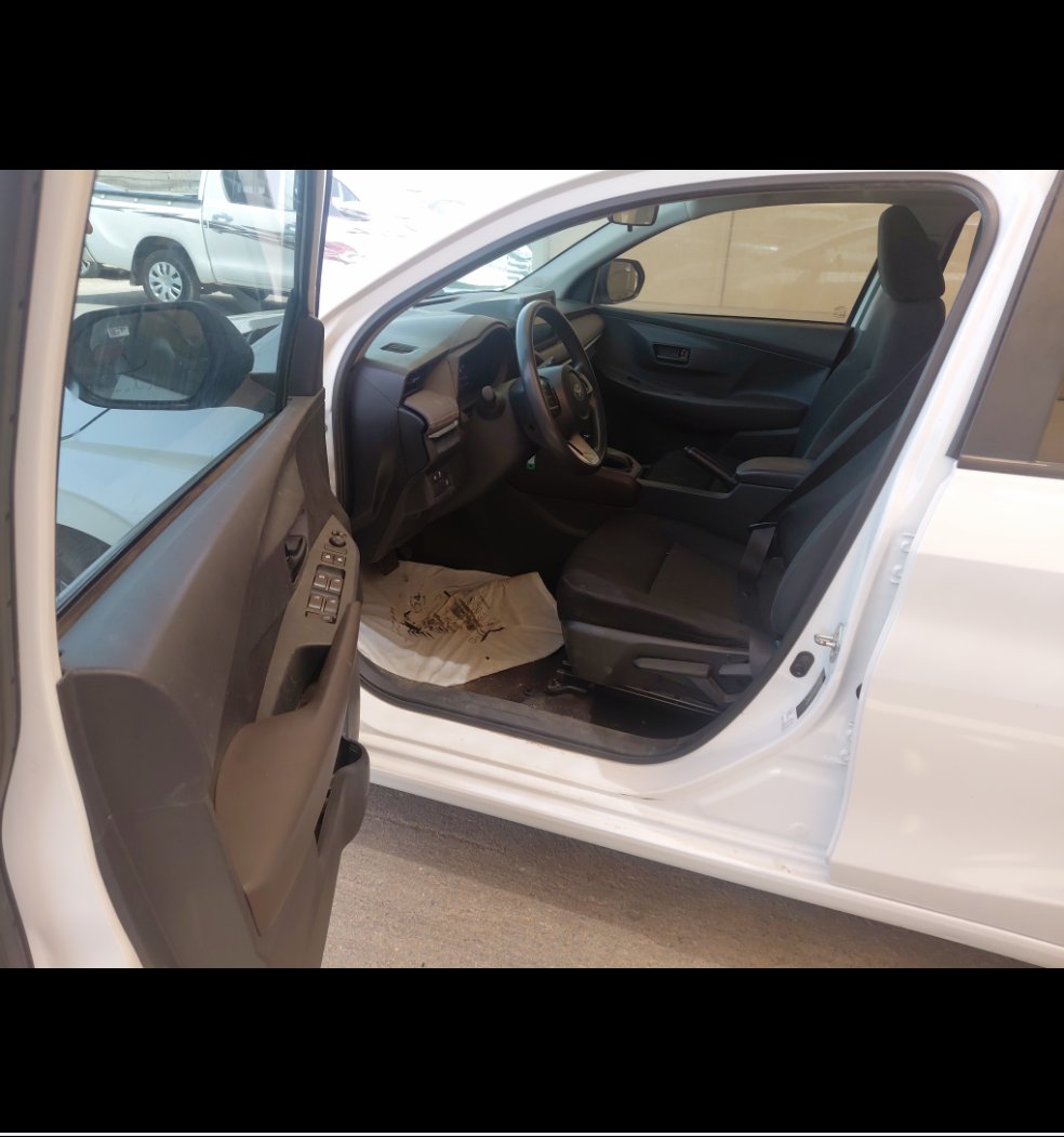 تويوتا يارس Y 2024 image