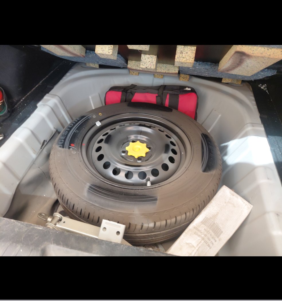 تويوتا يارس Y 2024 image