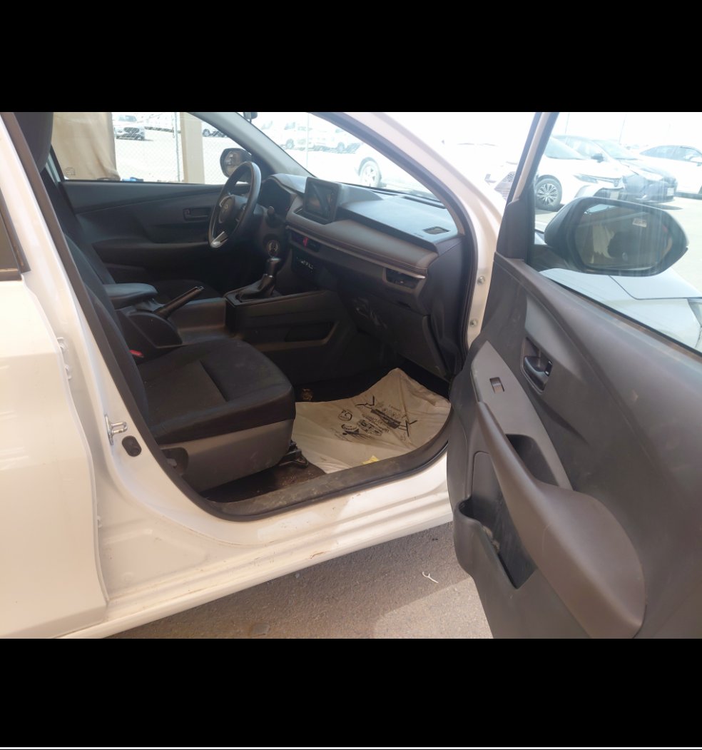 تويوتا يارس Y 2024 image