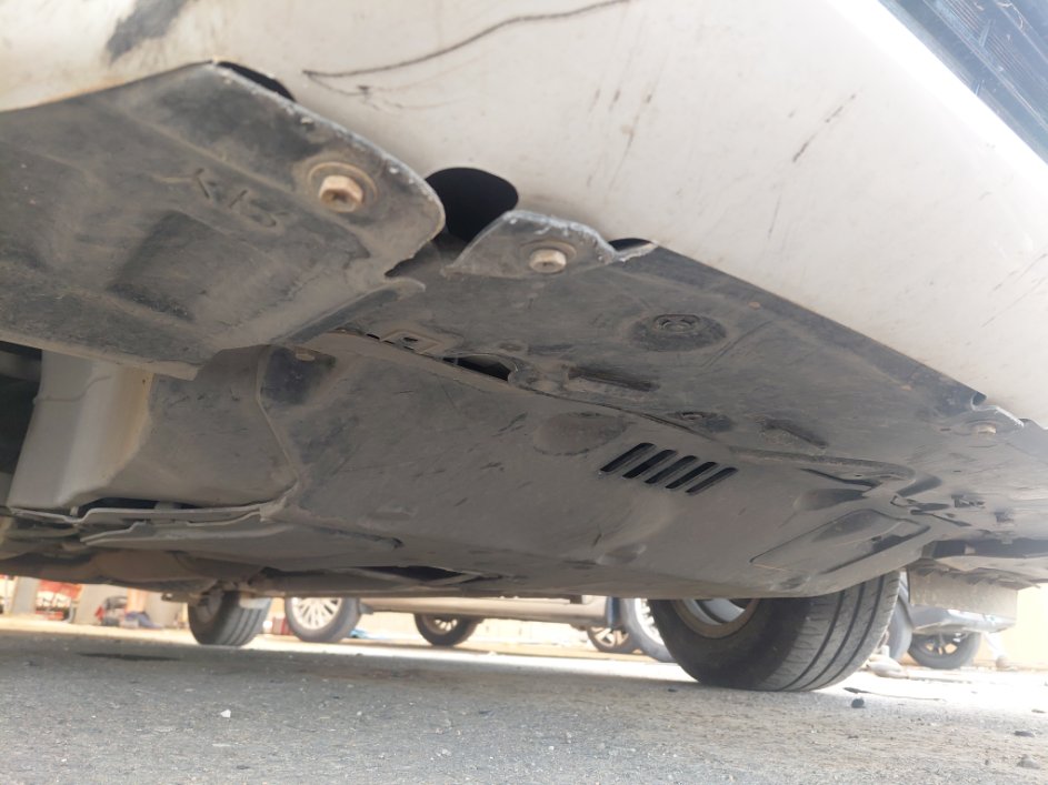 تويوتا يارس Y 2024 image