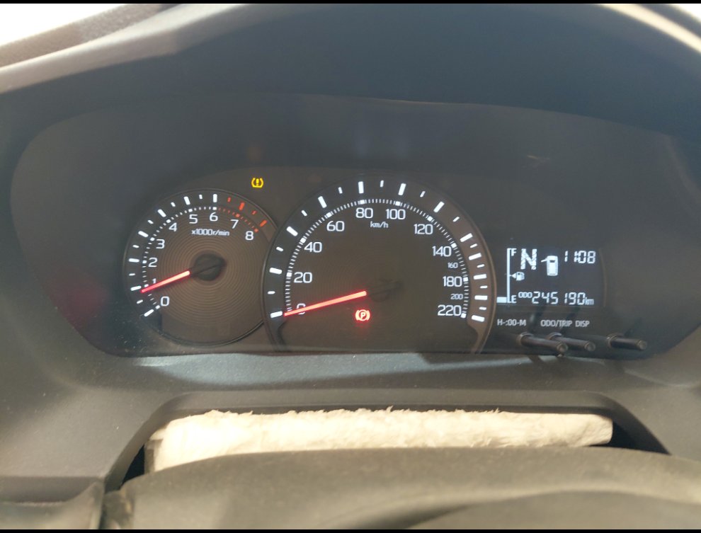 تويوتا يارس Y 2023 image