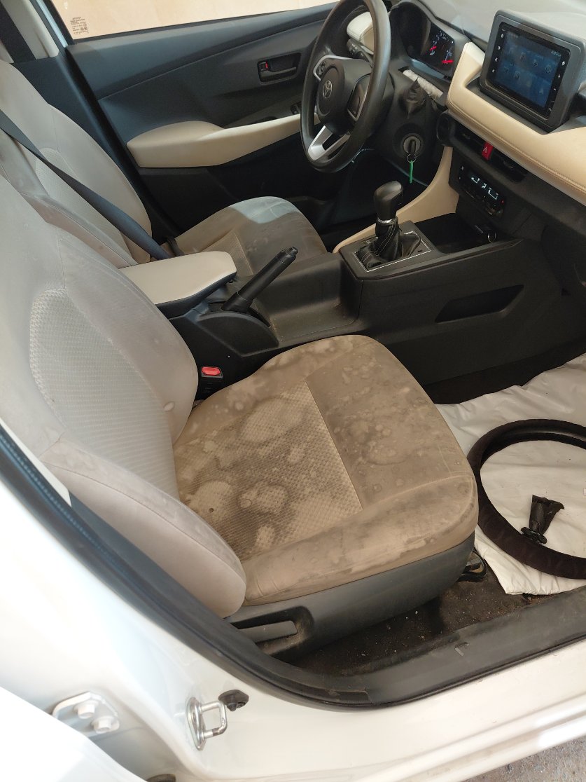 تويوتا يارس Y 2023 image