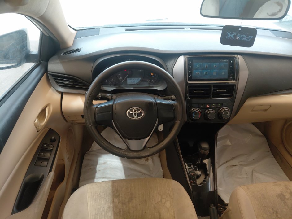 Toyota Yaris Y FLT 2022 image