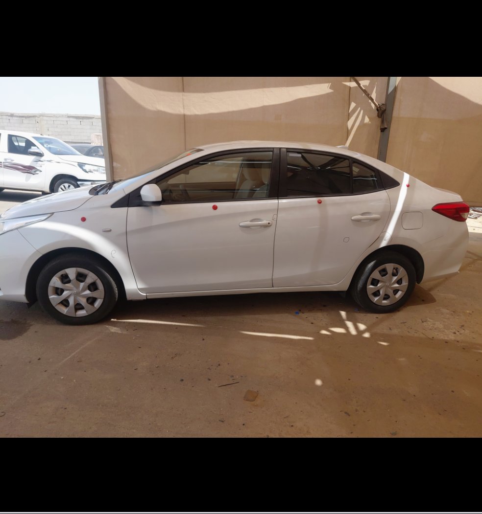 Toyota Yaris Y FLT 2022 image