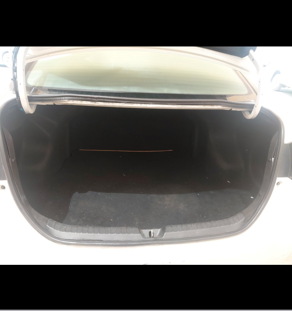 Toyota Yaris Y FLT 2022 image