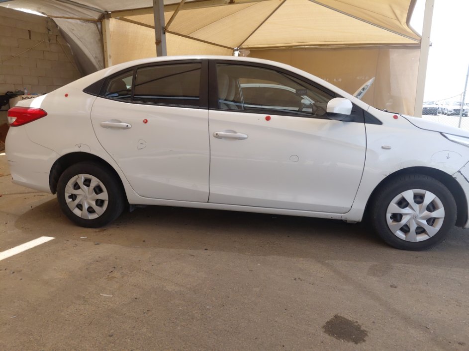 Toyota Yaris Y FLT 2022 image
