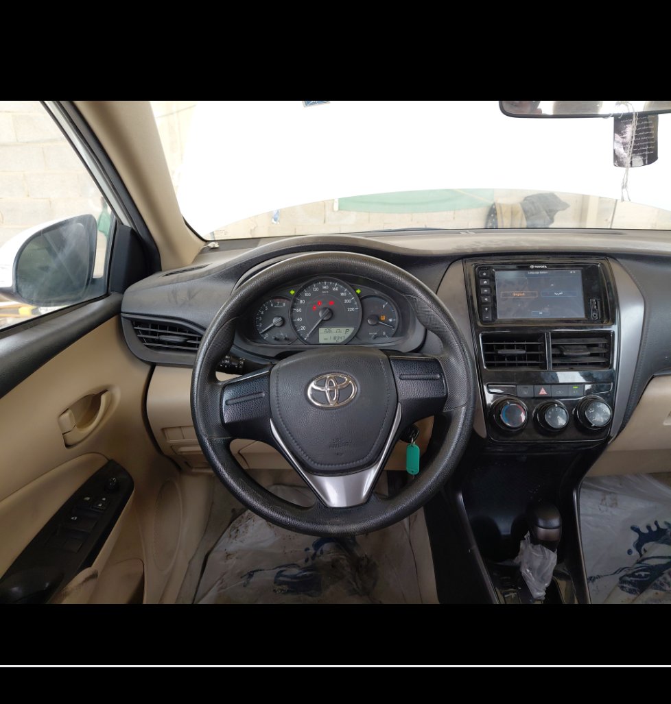 Toyota Yaris Y 2021 image