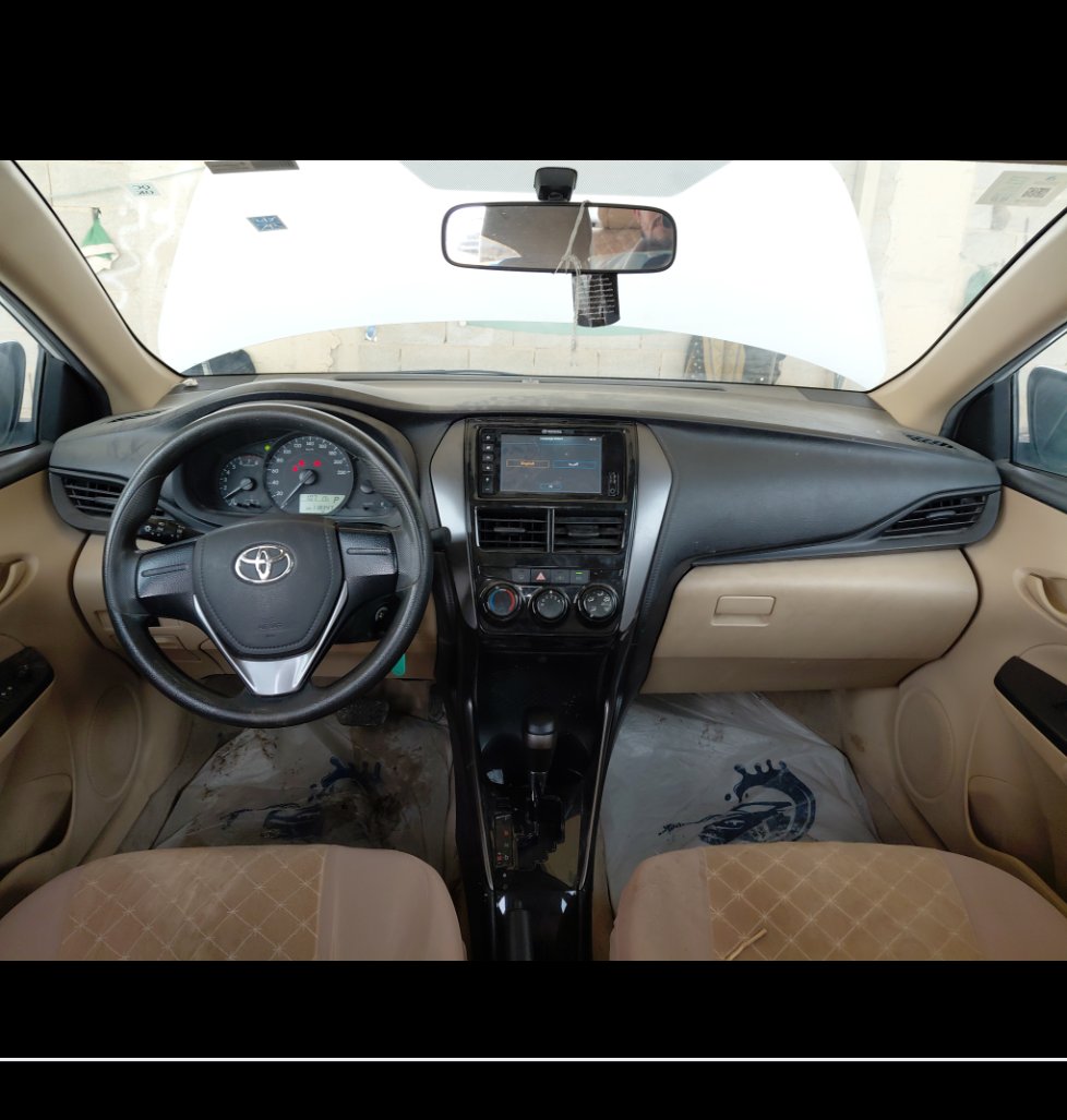Toyota Yaris Y 2021 image