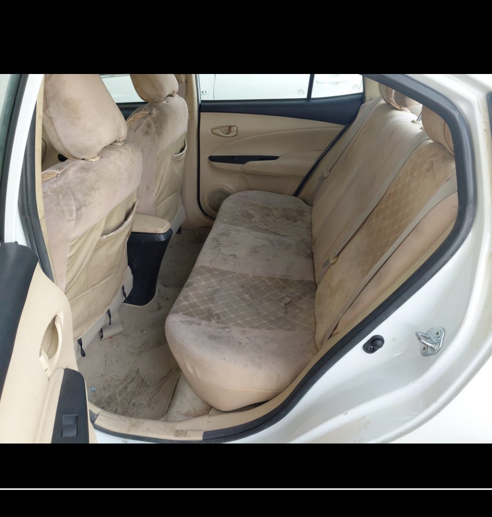 Toyota Yaris Y 2021 image