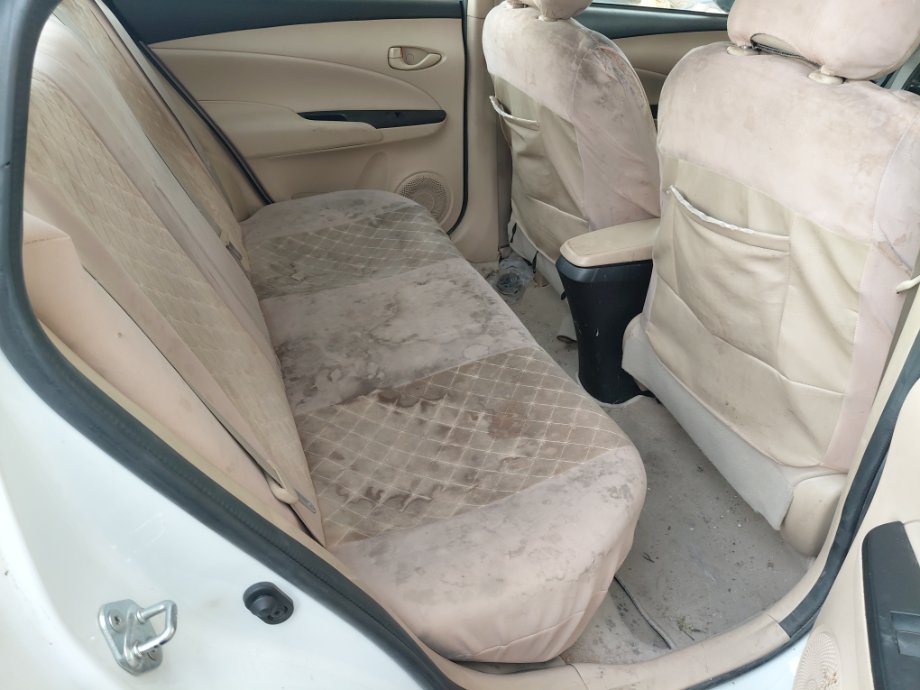 Toyota Yaris Y 2021 image