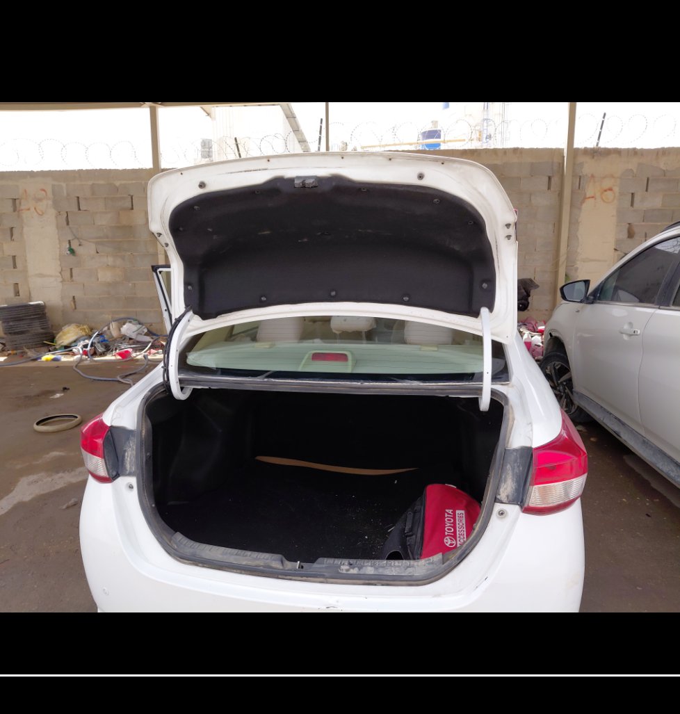 Toyota Yaris Y 2021 image