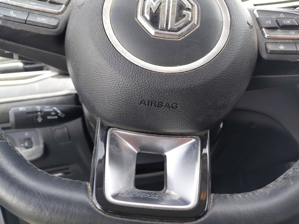 إم جي 5  2024 image