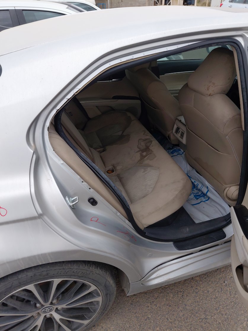 Toyota Camry GLE HEV  2020 image