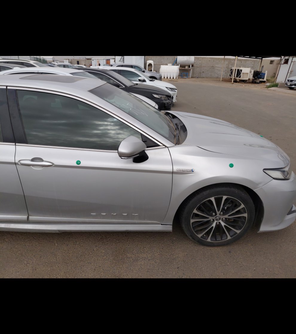 Toyota Camry GLE HEV  2020 image