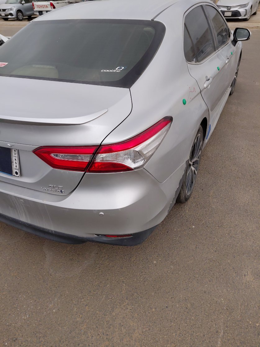 Toyota Camry GLE HEV  2020 image