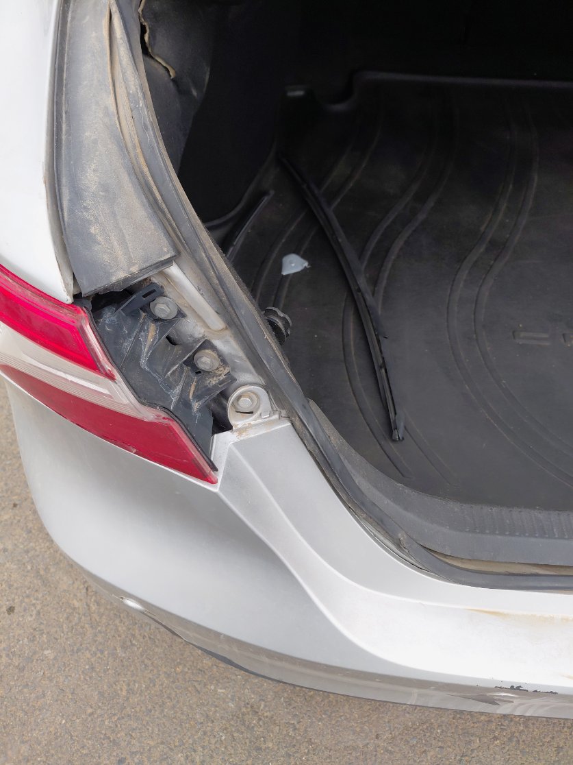 Toyota Camry GLE HEV  2020 image
