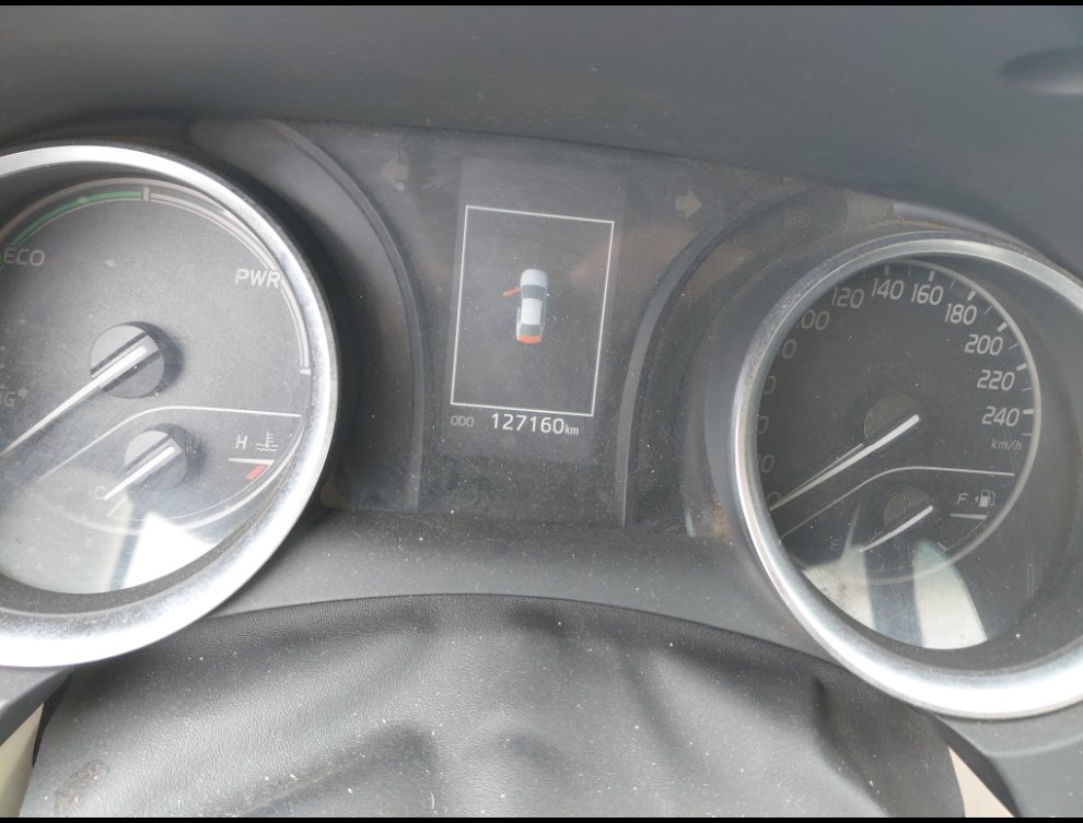 Toyota Camry GLE HEV  2020 image