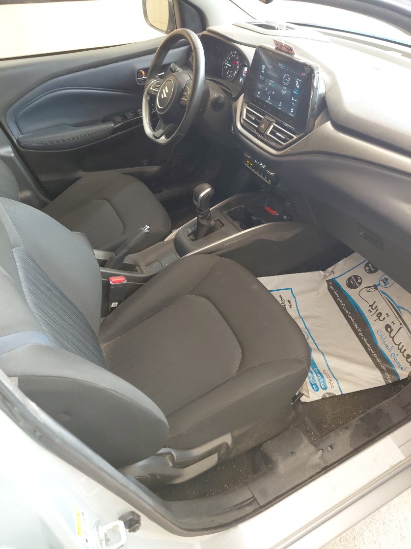 Suzuki Baleno GLX 2024 image