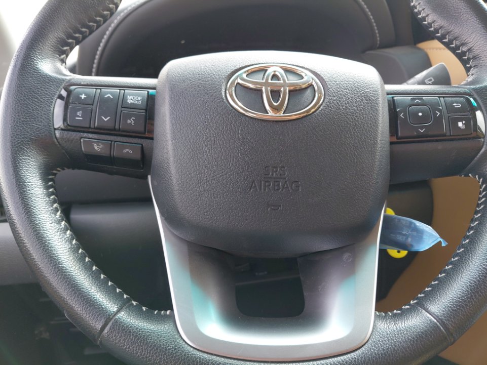 تويوتا فورتشنر  VX1- SPORT 2024 image