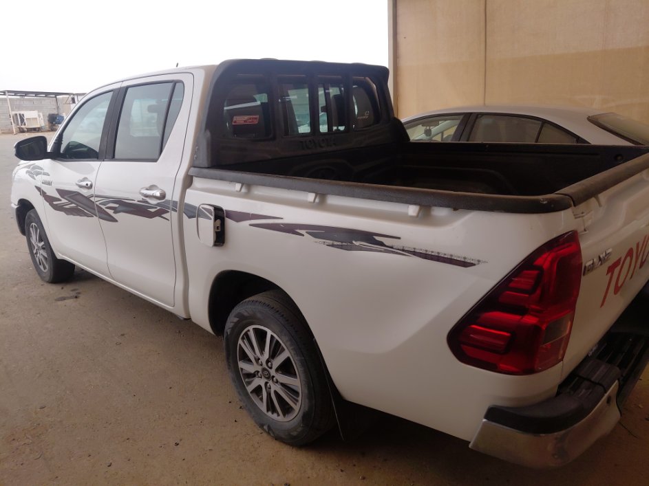 Toyota Hilux GLX2  2021 image