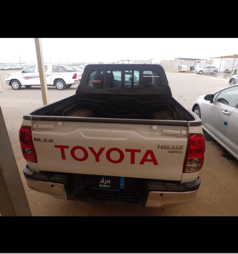Toyota Hilux GLX2  2021 image