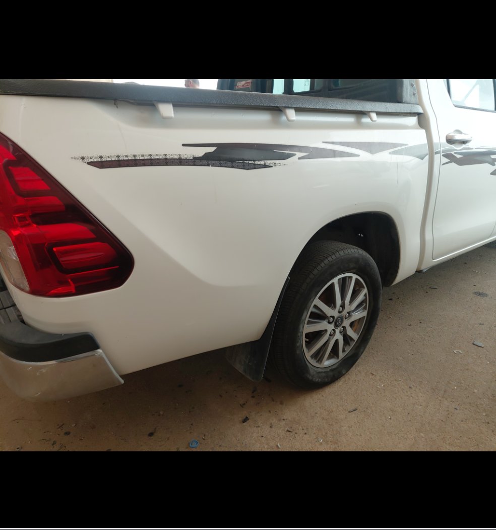 Toyota Hilux GLX2  2021 image