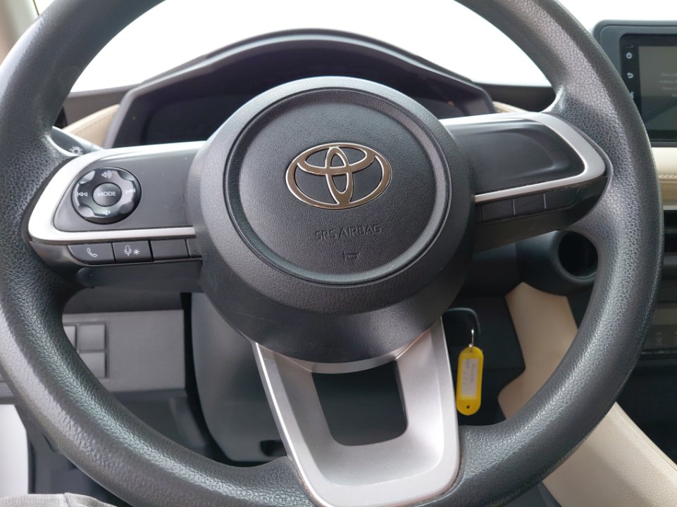 تويوتا يارس Y 2023 image