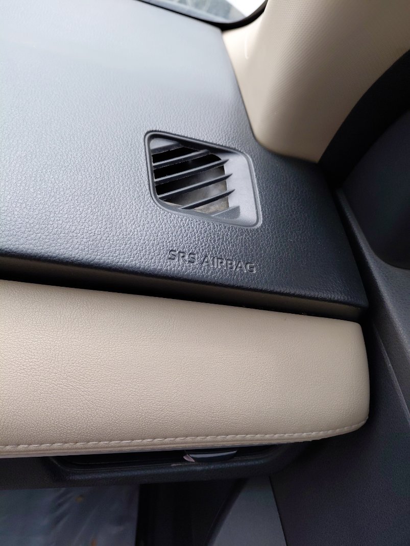 تويوتا يارس Y 2023 image