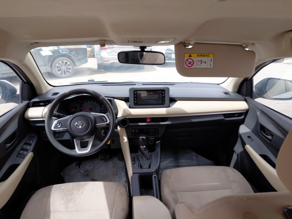 تويوتا يارس Y 2023 image