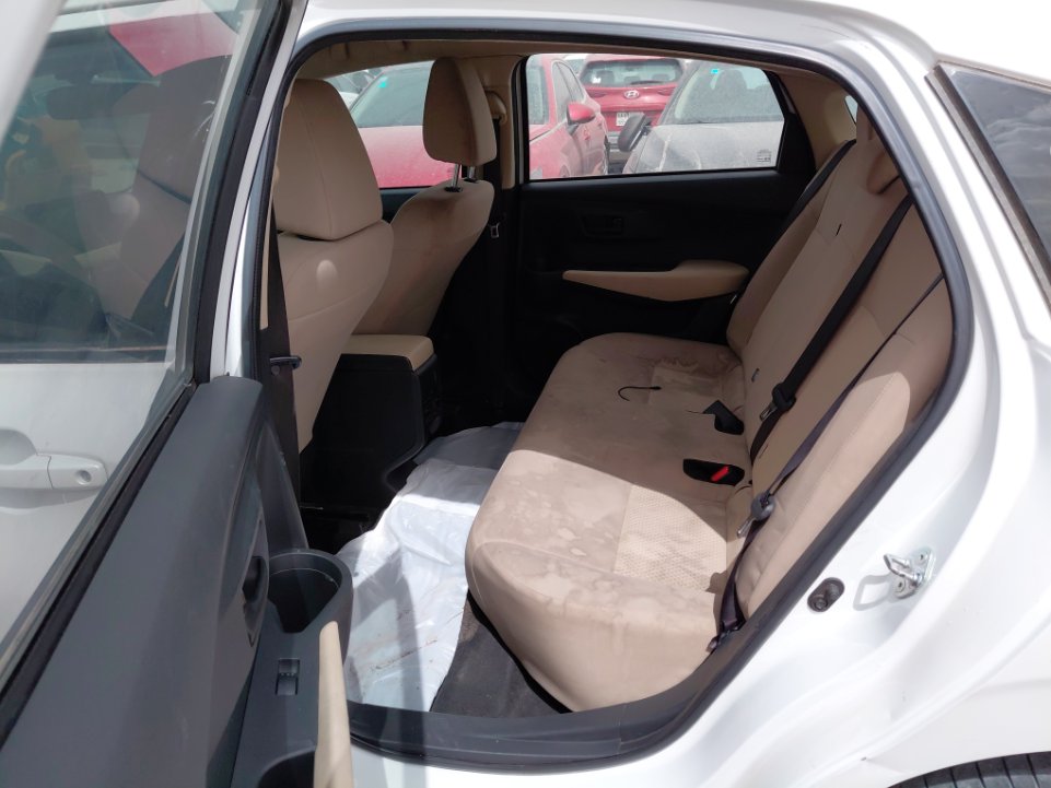 تويوتا يارس Y 2023 image