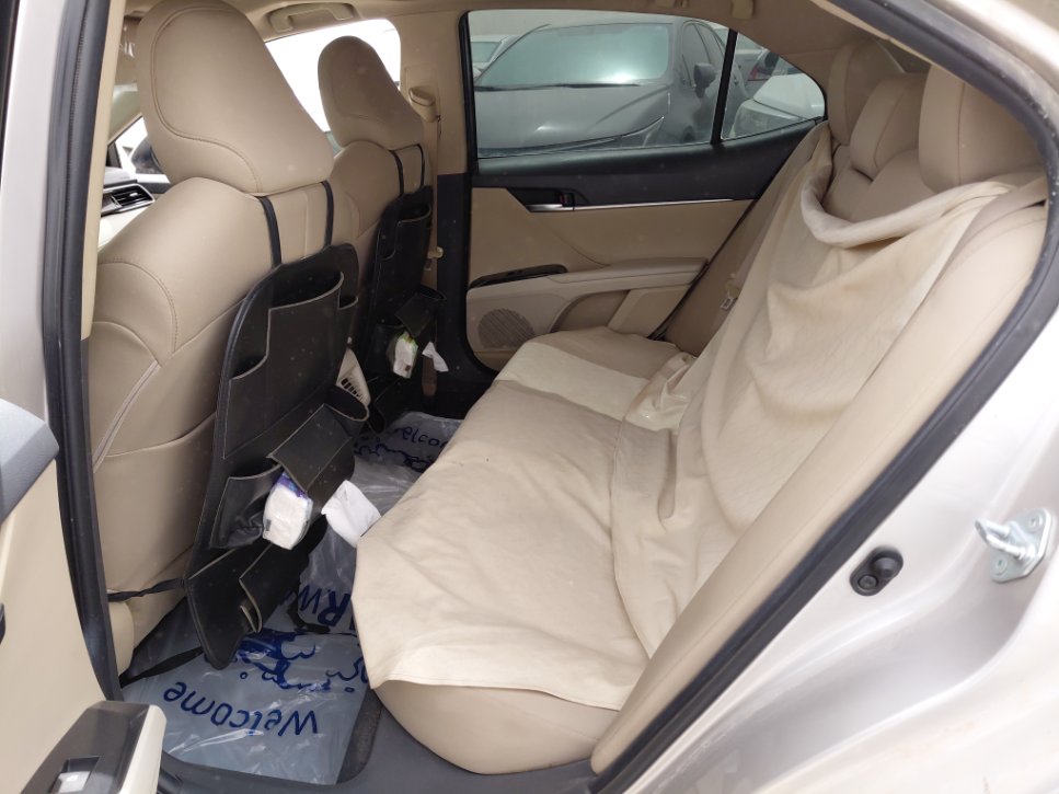 تويوتا كامري GLE 2020 image