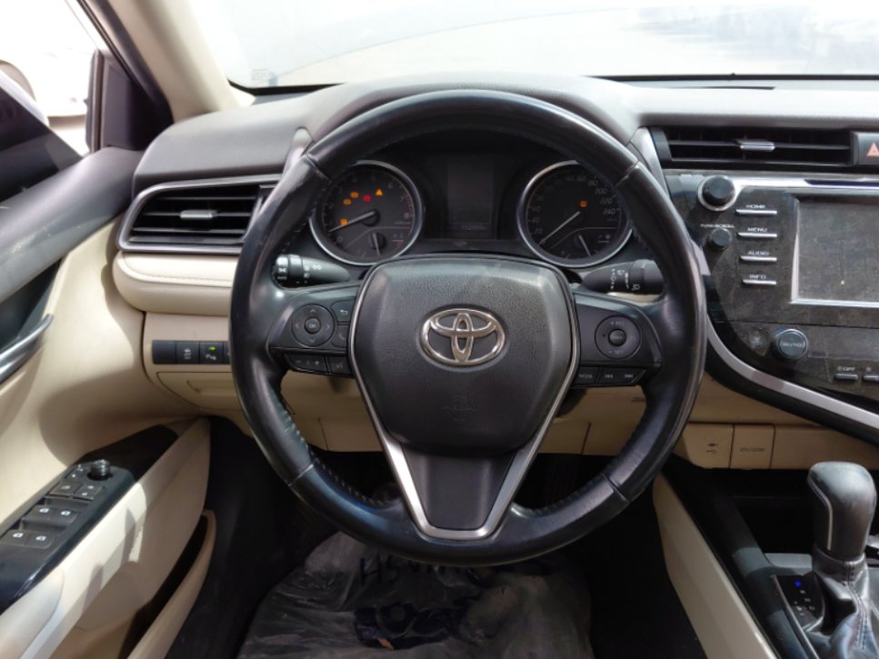 تويوتا كامري GLE 2020 image