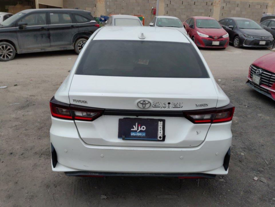 تويوتا يارس Y 2023 image