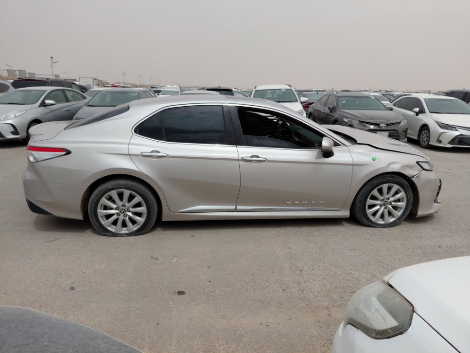 تويوتا كامري GLE 2020 image